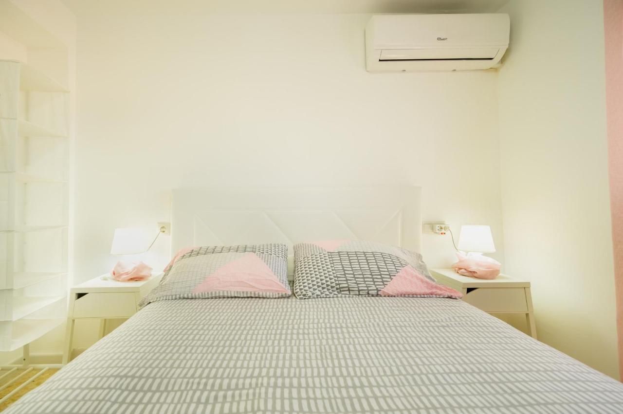 Apartamento Luminoso Seville Exterior photo