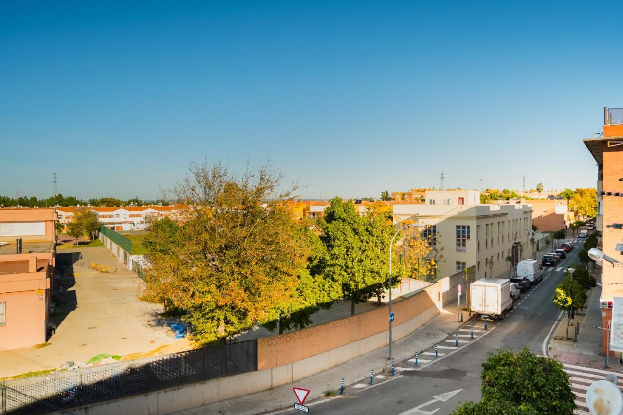 Apartamento Luminoso Seville Exterior photo