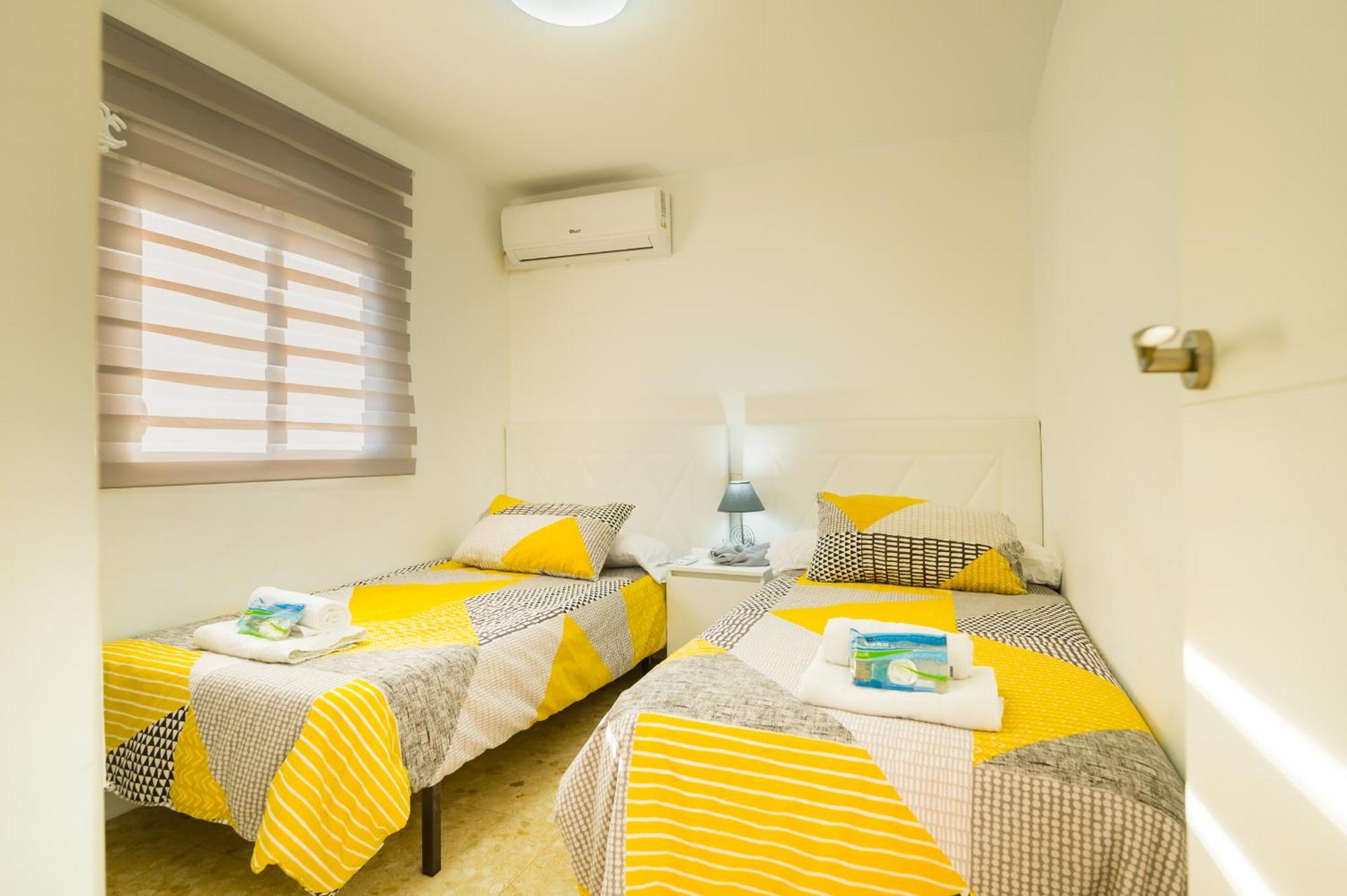 Apartamento Luminoso Seville Exterior photo